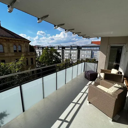 Residenz Am Roten Tor *