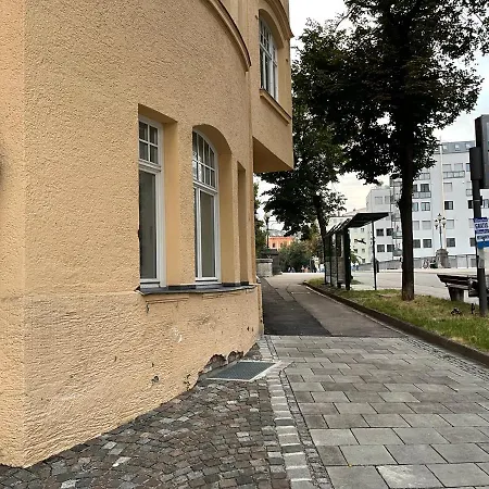 Residenz Am Roten Tor *